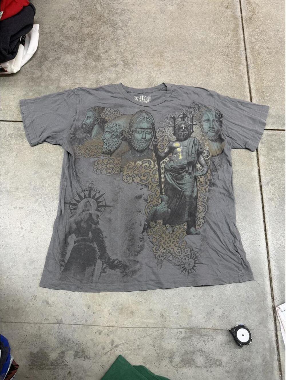 vintage musk ogee spade mythical greek god grey shirt size xxl